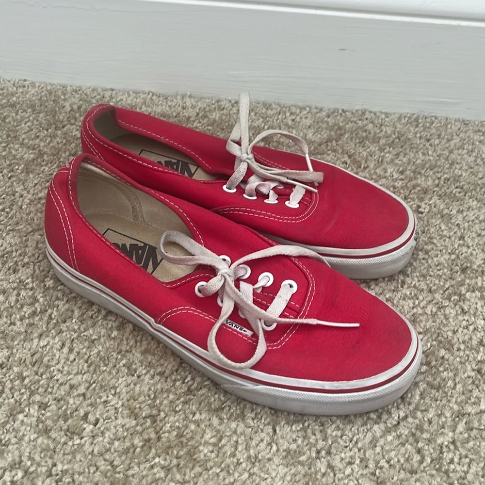 Red vans lo top
